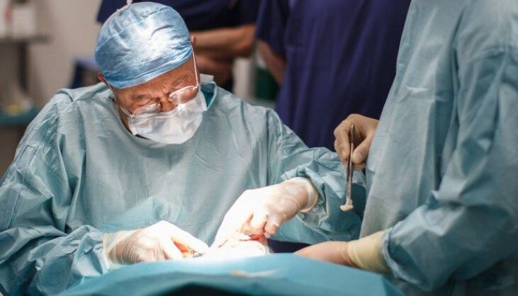 Surgery to remove the vitreous body of the eye (vitrectomy)